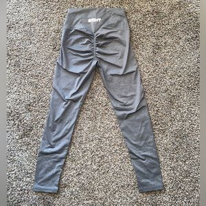 Echt light grey scrunch leggings size small